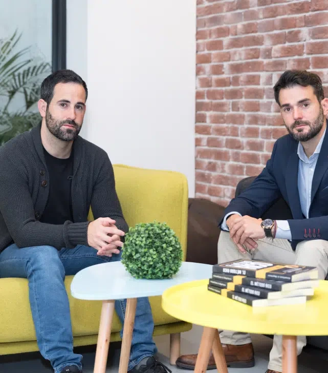 Foto de Richard y Diego Gracia, creadores del curso Libertad Financiera 360 y Método RICO